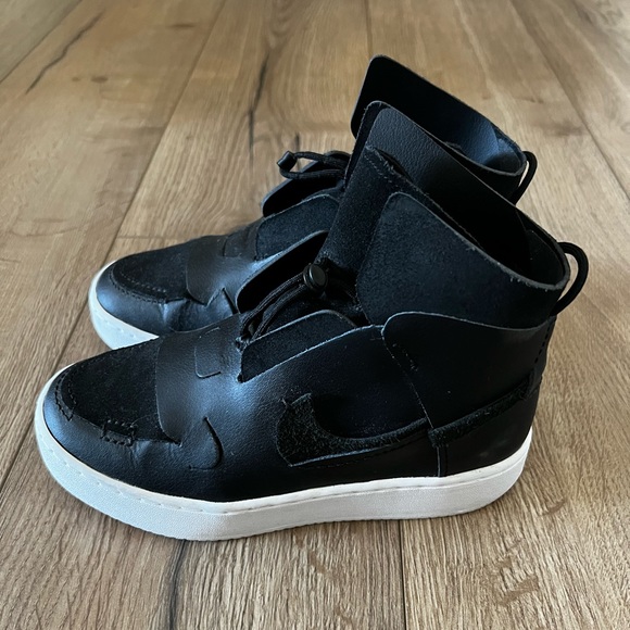 Nike Womens Vandalized LX “Anthracite” - Picture 7 of 8